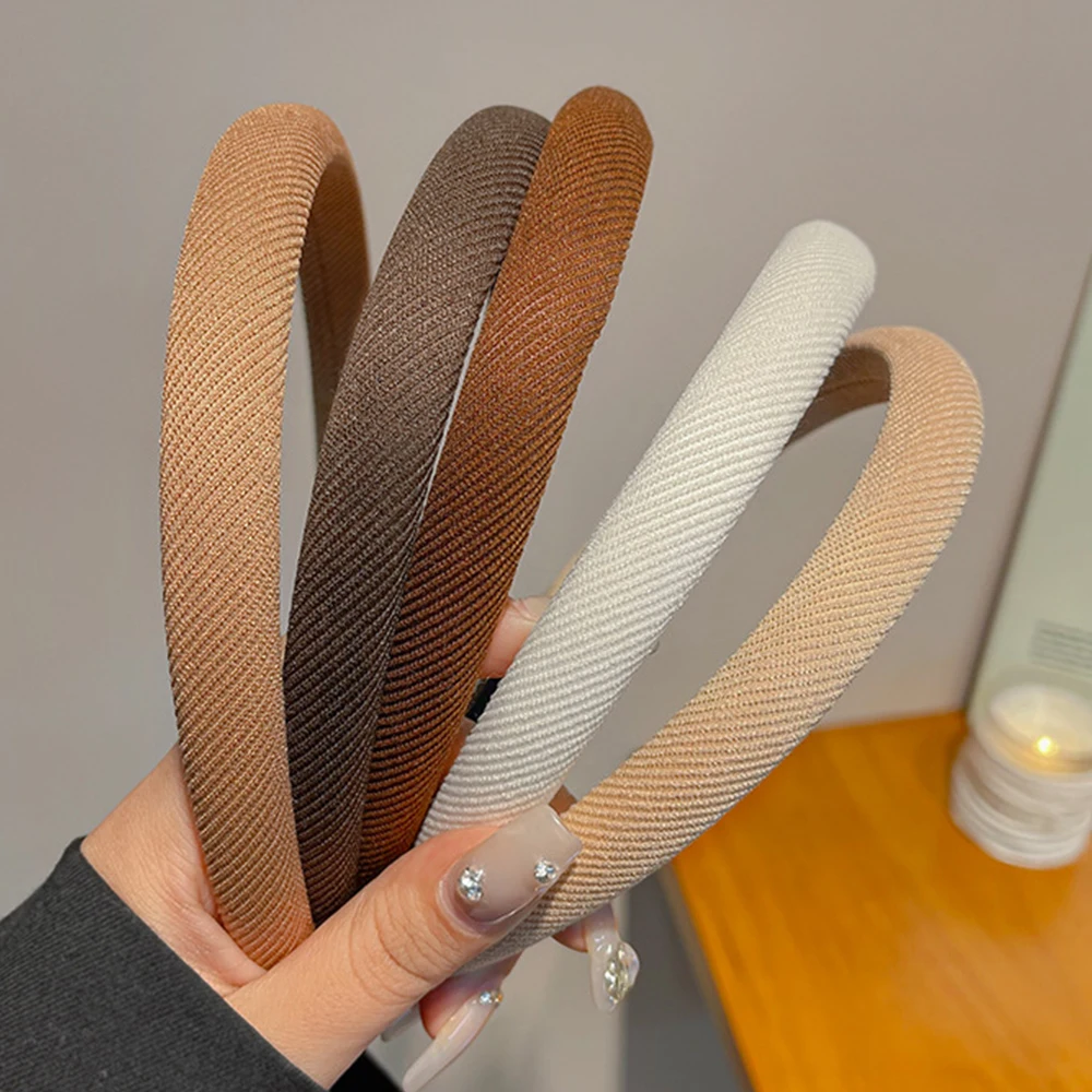 French-style minimalist retro brown sponge headband for women – versatile new hair accessory
