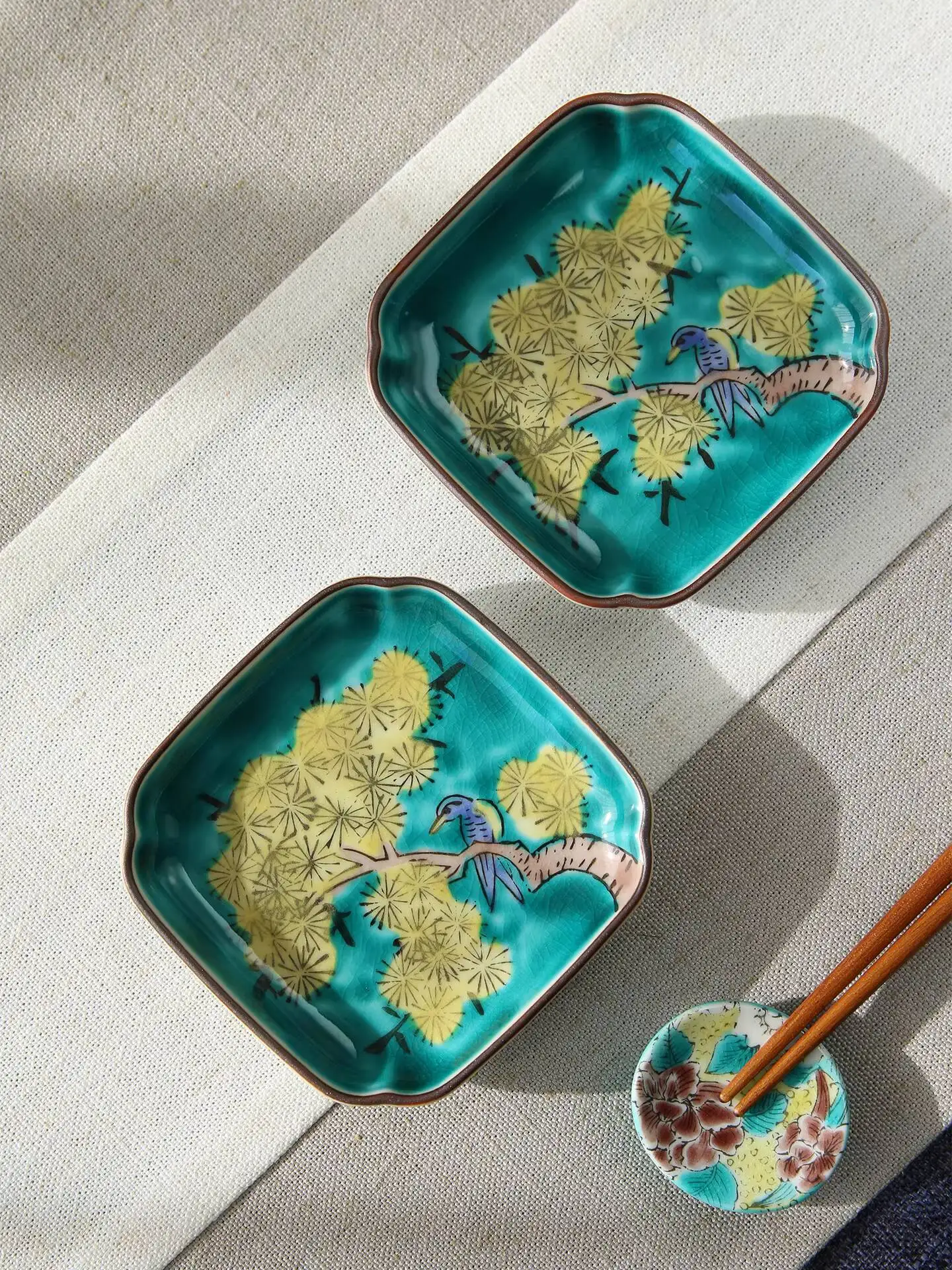 Authentic Imported Kutani Ware Yoshidaya Pine Bird Square Plate, High-End Japanese Appetizer Dish, Small Dipping Sauce Dish
