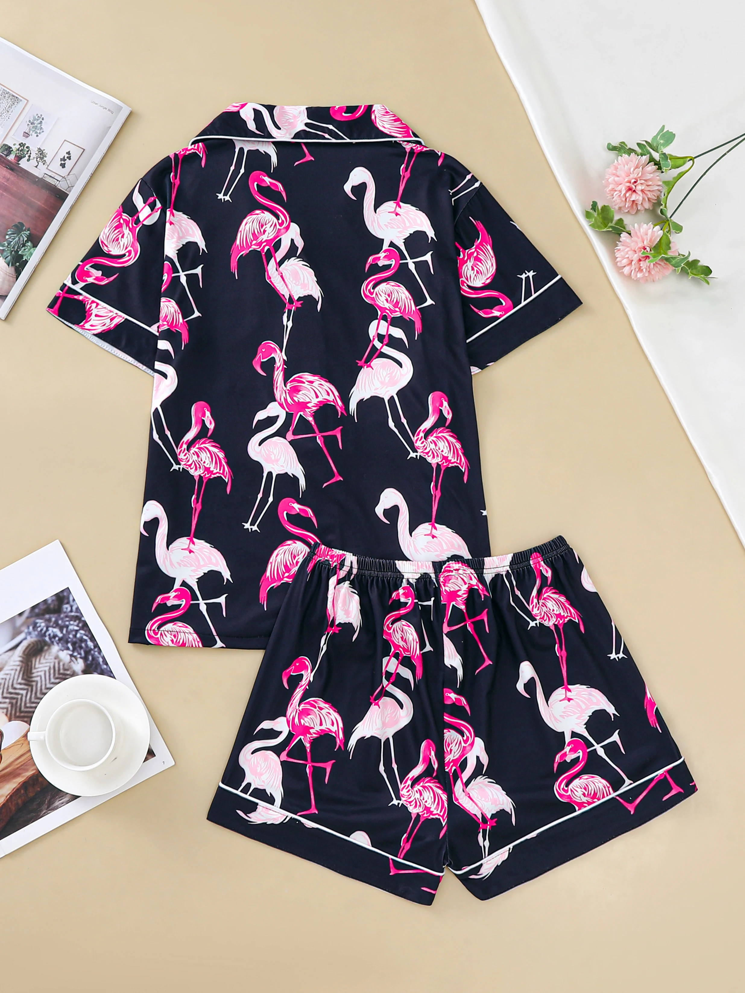 Two-piece set of women\'s pajamas lapel top and trousers Flamingo summer casual women\'s pajamas home wear