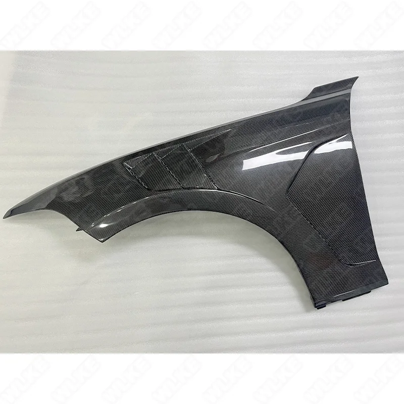 

Hot Sale Carbon Fiber Vented Front Fenders Wing for 1 2 Series F20 2013-2019 / F23 2014-2021