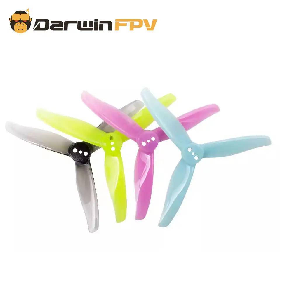 

DarwinFPV 3016 Propeller with 1.5m Mounting Hole 3 inch 3-Paddle CW CCW PC Props For FPV Racing Drone