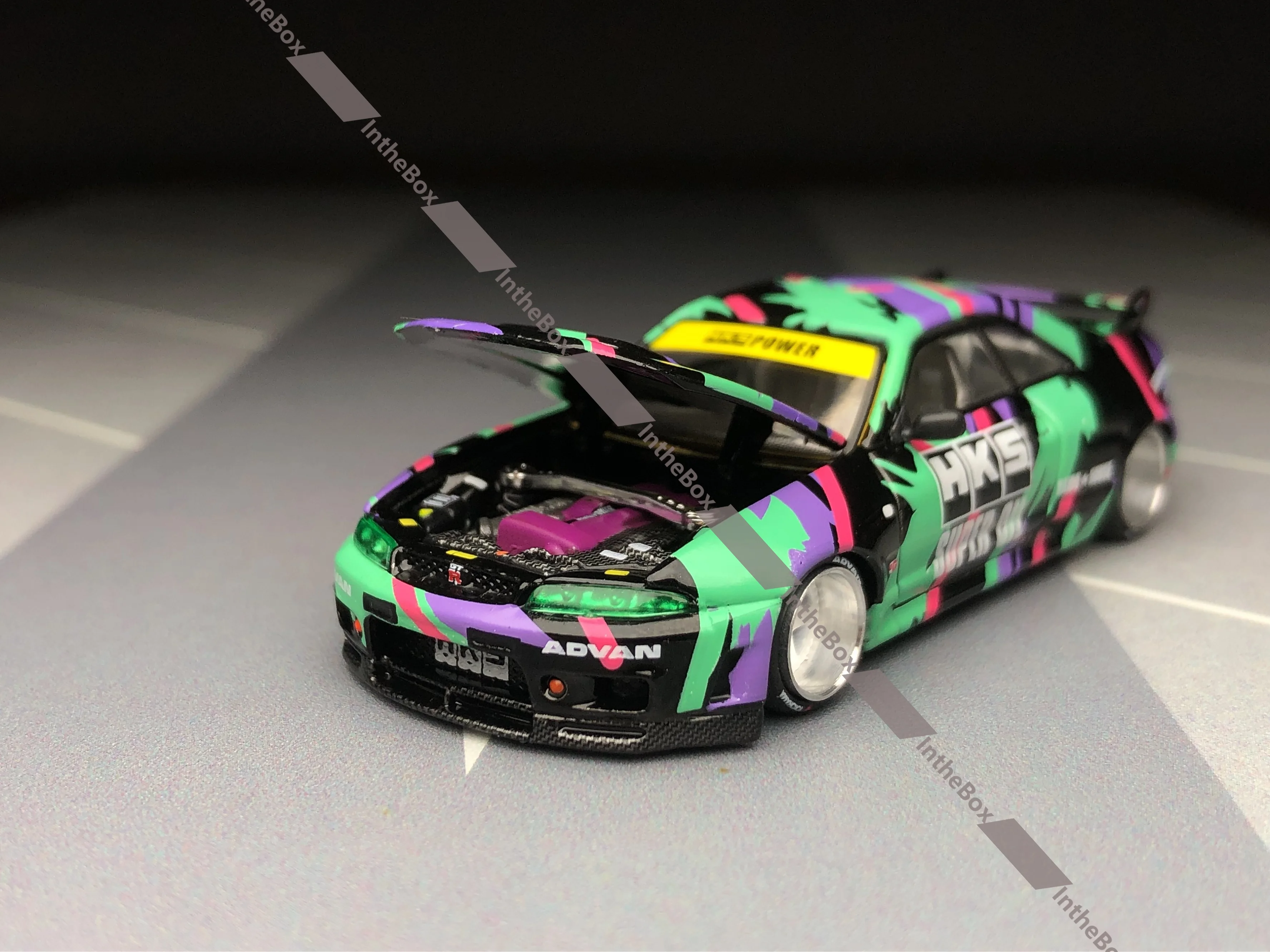 

Mini GT x Kaido House 1:64 GT-R (R33) HKS V1 KHMG129 Литая под давлением модель автомобиля Коллекция ограниченного выпуска игрушки для хобби