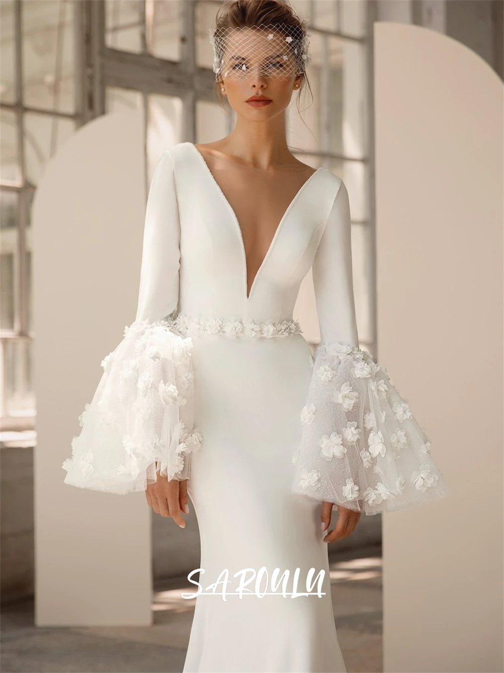 New Arrival Sheath Long Wedding Dress with Flare Full Sleeves Deep V Neck Elegant Satin Bride Dresses 3D Flower Appliques Bridal