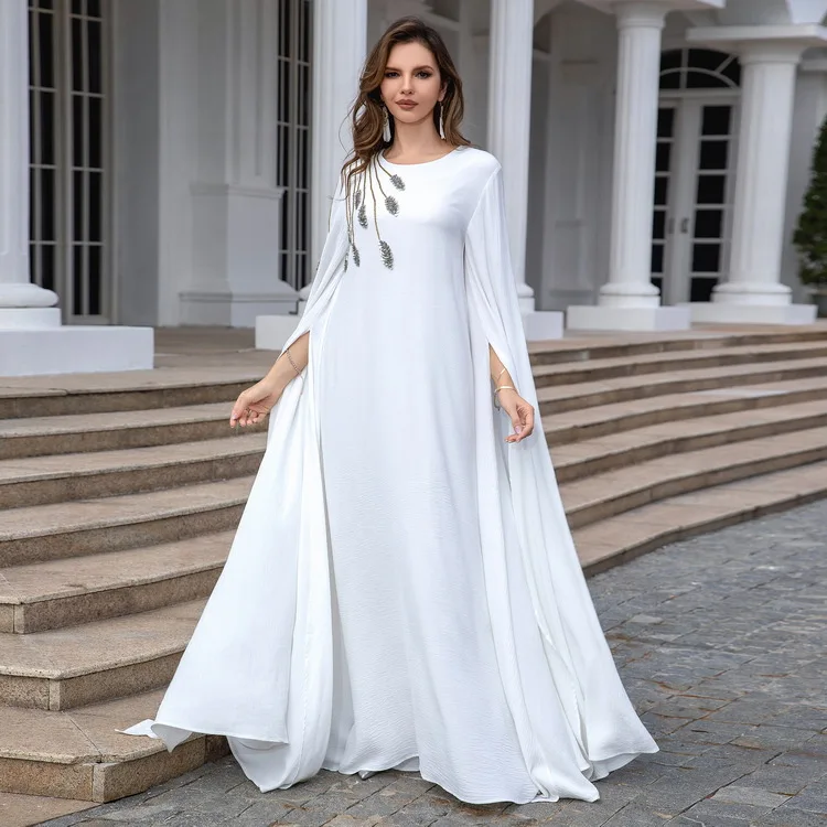 

2024 The Middle East New Foreign Trade Dubai Clothing Embroidered Muslim Abaya Gown Gown Evening Dress Woman