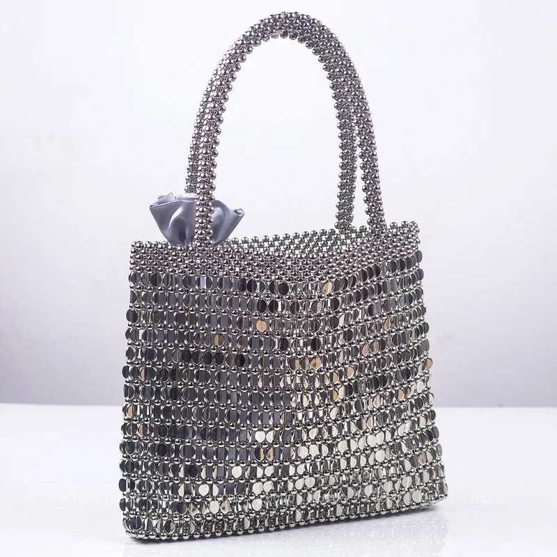 Bolso Punk Heavy bolsos con detalles de Metal Rock Silver con asa superior para mujer, bolso Retro hecho a mano con cuentas y perlas, bolso Vintage para teléfono móvil para fiesta de noche