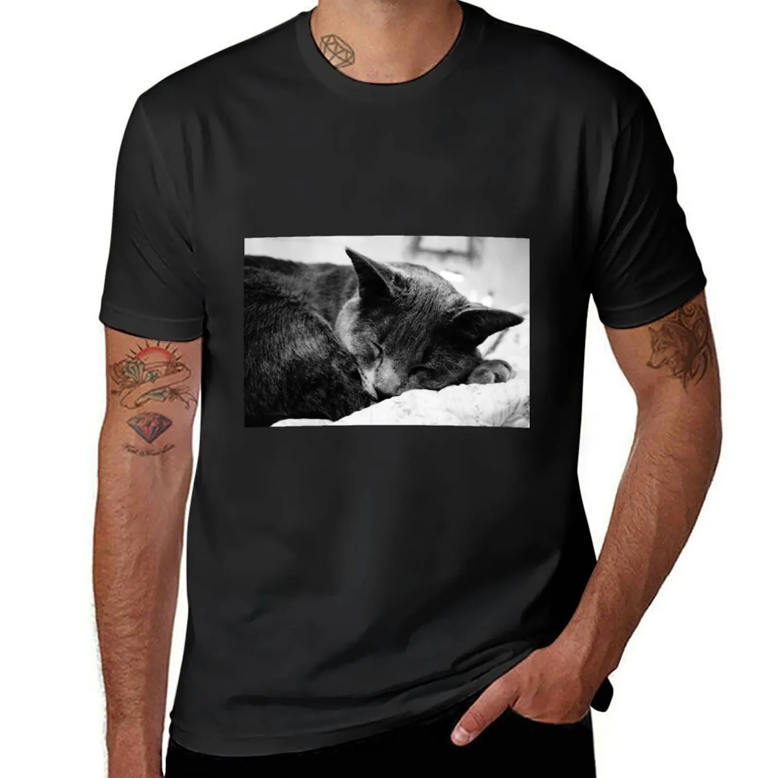 

CAT SLEEPS T-Shirt tops korean fashion black t-shirts for men