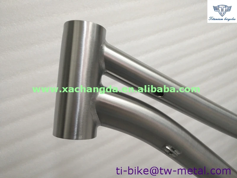 Titanium Fat Bike Frame With Cargo Rear Rack