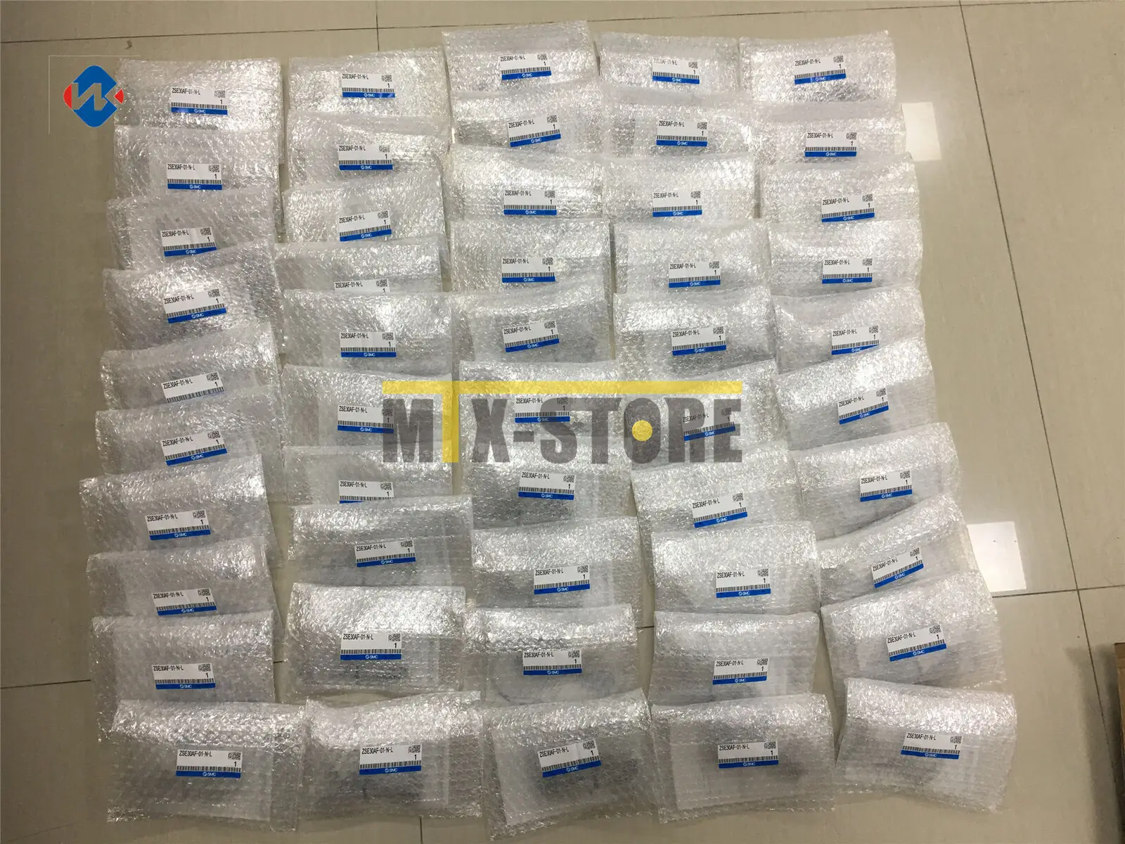 1pcs Brand new ones for SMC ZSE30AF-01-N-L ZSE30AF-01-N-L