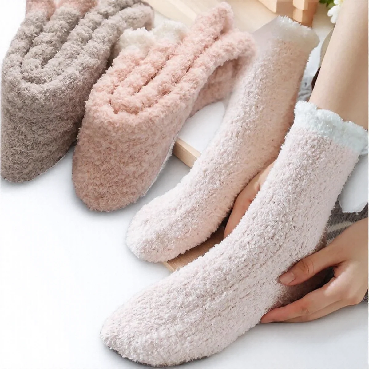 المرأة سميكة المخملية النوم الجوارب حجم كبير دافئ الشتاء المنزل الجوارب الخريف لينة مريحة عارضة الجوارب القصيرة 1 زوج