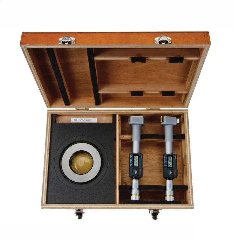 

Changeable digital display three-claw inner diameter micrometer set