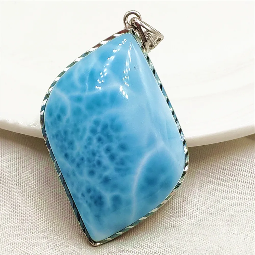 

Natural Blue Larimar Water Drop Pendant Women Men Larimar 38x24x10mm Necklace Fashion Jewelry Gemstone AAAAAA