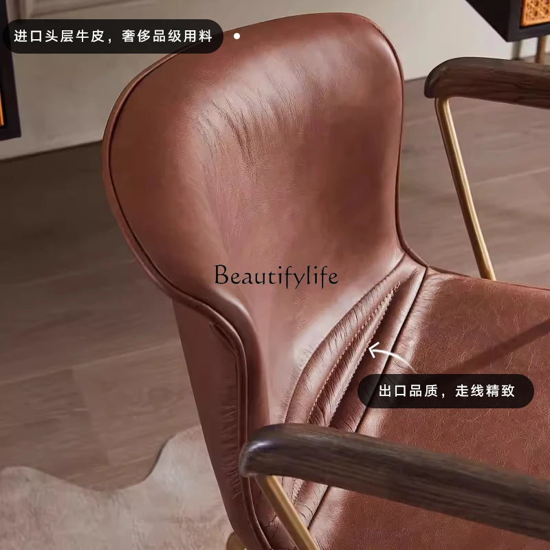 Nordischer moderner erstklassiger Retro-Nostalgie-Bürostuhl aus Rindsleder, schmiedeeiserner Computer-Drehstuhl