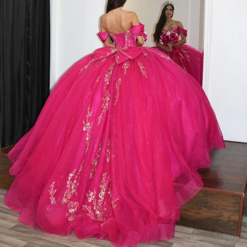 فساتين Quinceanera باللون الأحمر الوردي ثوب حفلة قبالة الكتف مزين بالترتر والدانتيل مطرز بفيونكة كريستال تول حلو 16 فستان فيستدوس 15