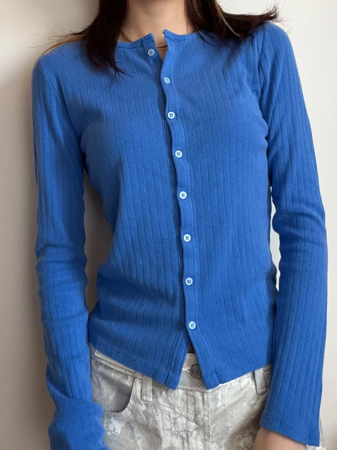 Eletric Blue Eyelet Long Sleeve T-shirt Women Simple O-neck Single Breasted Cotton Tee Shirts Vintage Preppy Style Tops Y2K New