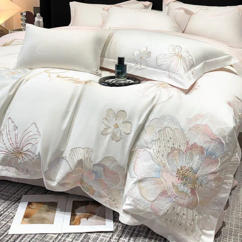 Premium Classe A, cotone satinato a fibra lunga, set da quattro pezzi, lusso leggero, copripiumino con fiori ricamati