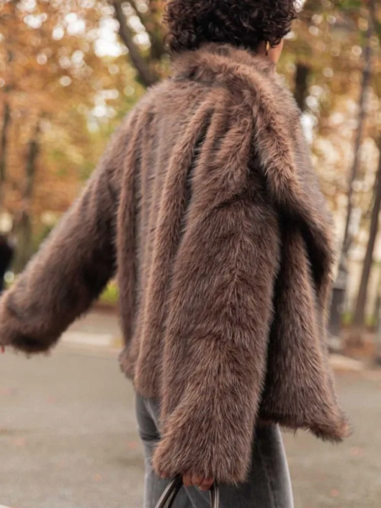 Women Brown Big Lapel Faux Fur Fury Fashion Fluffy Long Sleeved Thick Warm Fury Jacket 2024 Winter Lady Casual Street Outwear