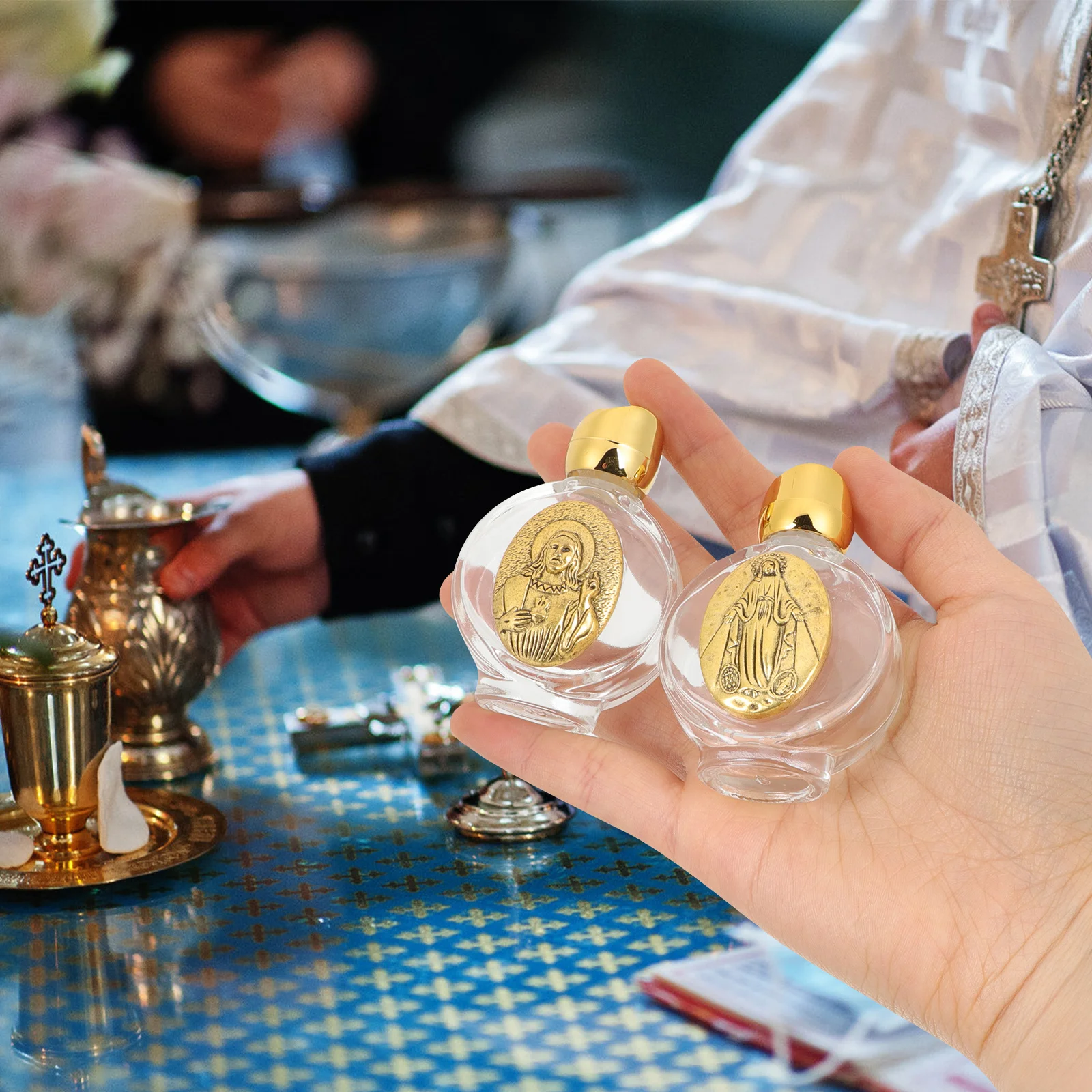 

2Pcs Metal Water Bottle Holy Water Bottle Catholic Small Glass Bottles Portable Lightweight Wedding Baptism Decor