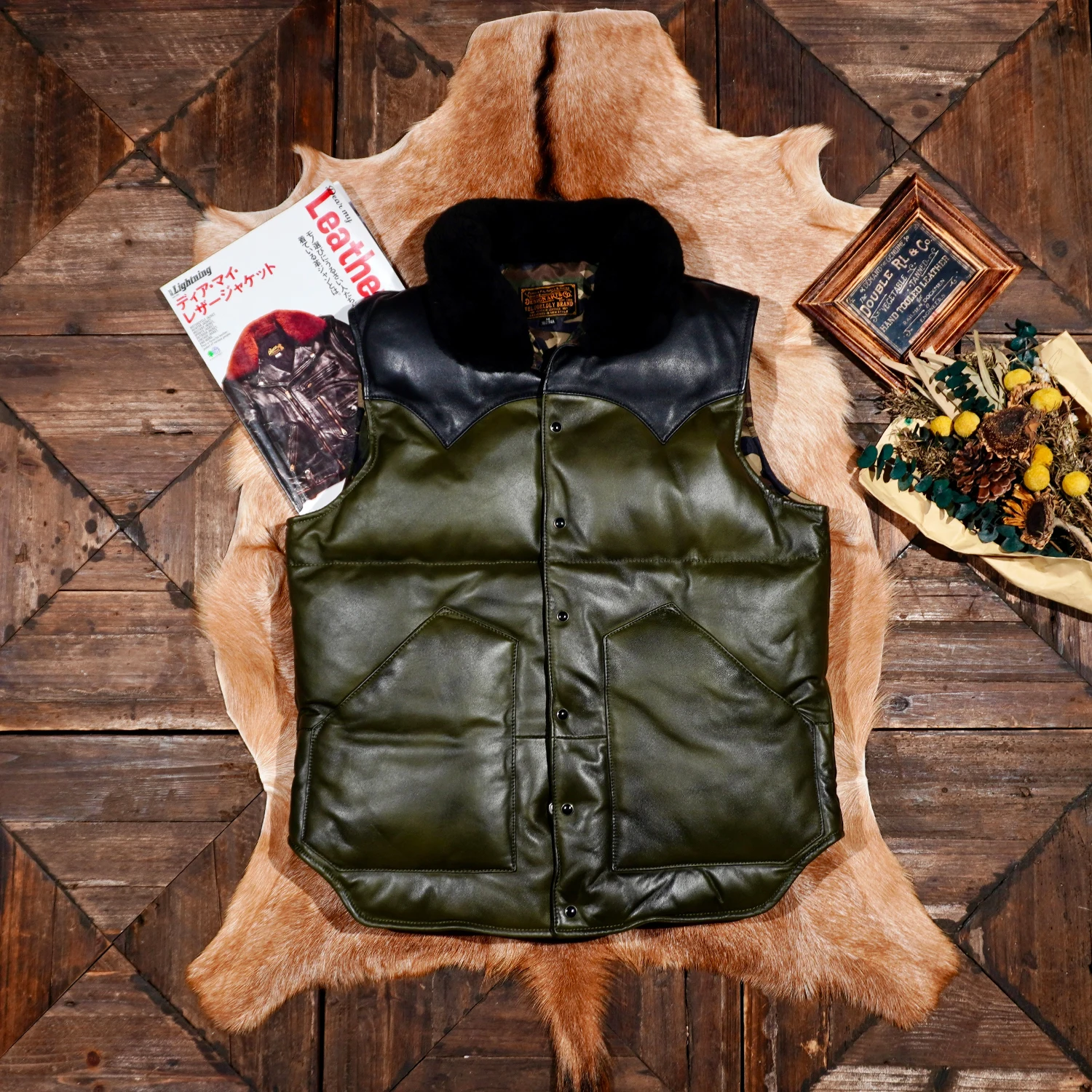 

Tailor Brando Wash-Distressed Sheepskin Men's Classic Winter Warmth Genuine Leather Down Vest