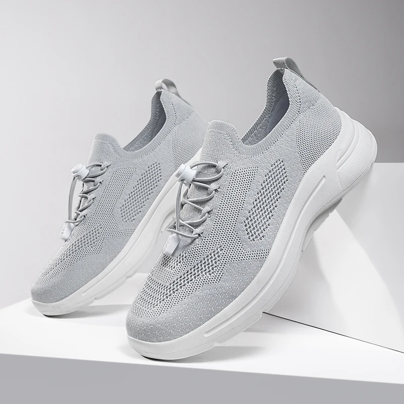 أحذية مشي كاجوال للرجال خفيفة الوزن ونعل ناعم مريح وجيد التهوية أحذية رياضية شبكية للرجال أحذية رياضية غير قابلة للانزلاق للرجال المدربين