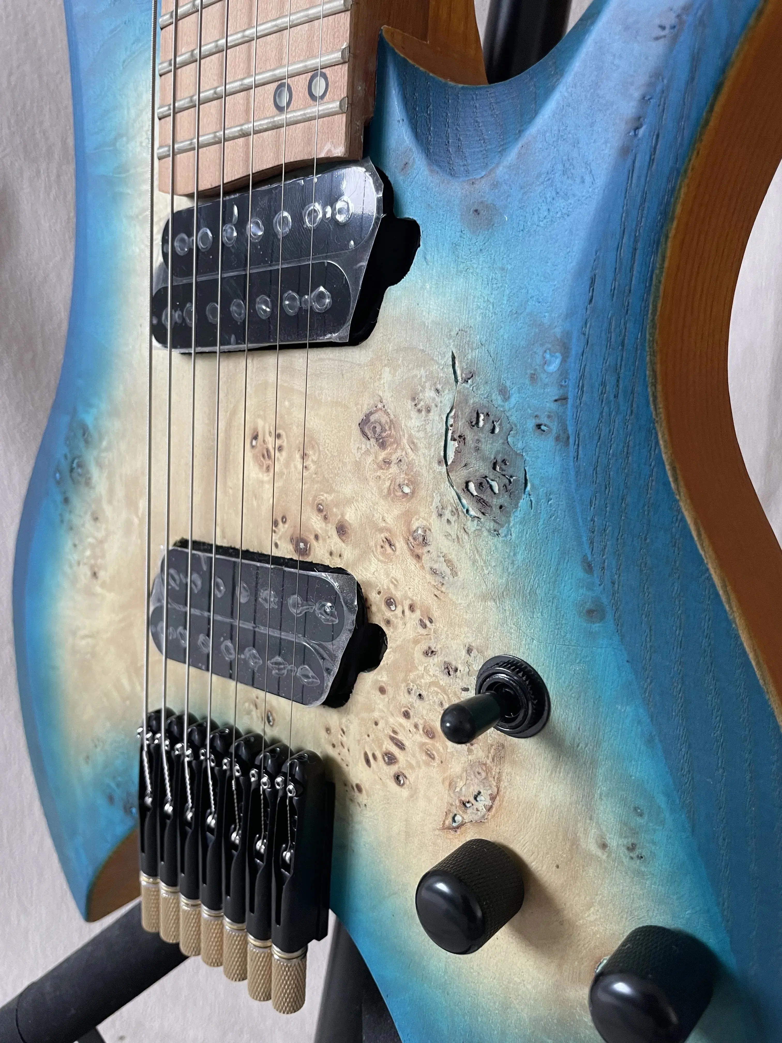 2024 New Fanned Frets 7 Strings Headless  Guitar Blue Burst Color Roasted Maple Neck Ergonomic Asymmetric Neck