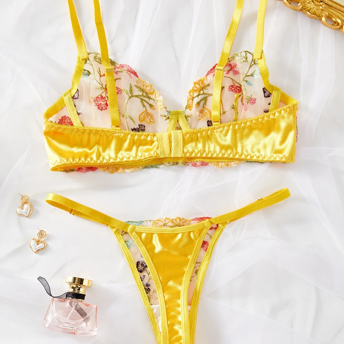 セクシーな花柄プリントのブラジャーとショーツのセット、スチールリング入り、ローウエスト、ポリエステル素材、越境新着下着