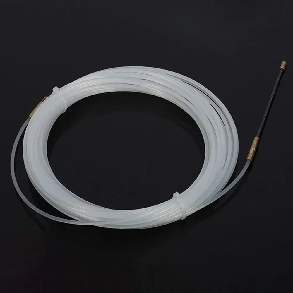 強力な格納式ケーブルエイド、フレキシブルナイロン、ロングプルワイヤー、効率的なケーブル取り付け、実用的なアイレット、3mm