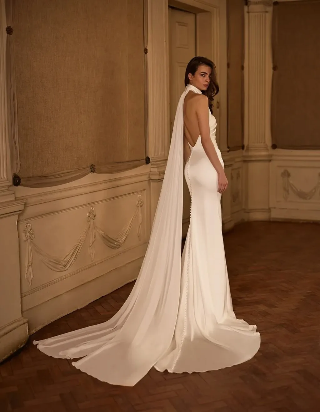 빈티지 머메이드 웨딩 드레스 여성용 홀터 백리스 케이프 롱 브라이덜 드레스 섹시 버튼 2025 웨딩 파티 가운 맞춤 제작