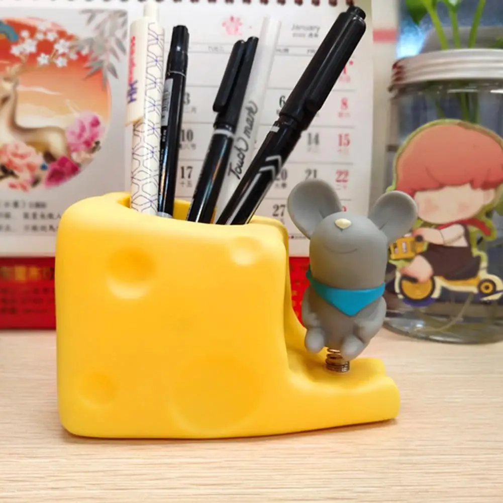 Smooth Edges Pen Holder Hand-crafted Plastic Adding Vitality Cheese Rat Shape Stationary Holder for Desktop