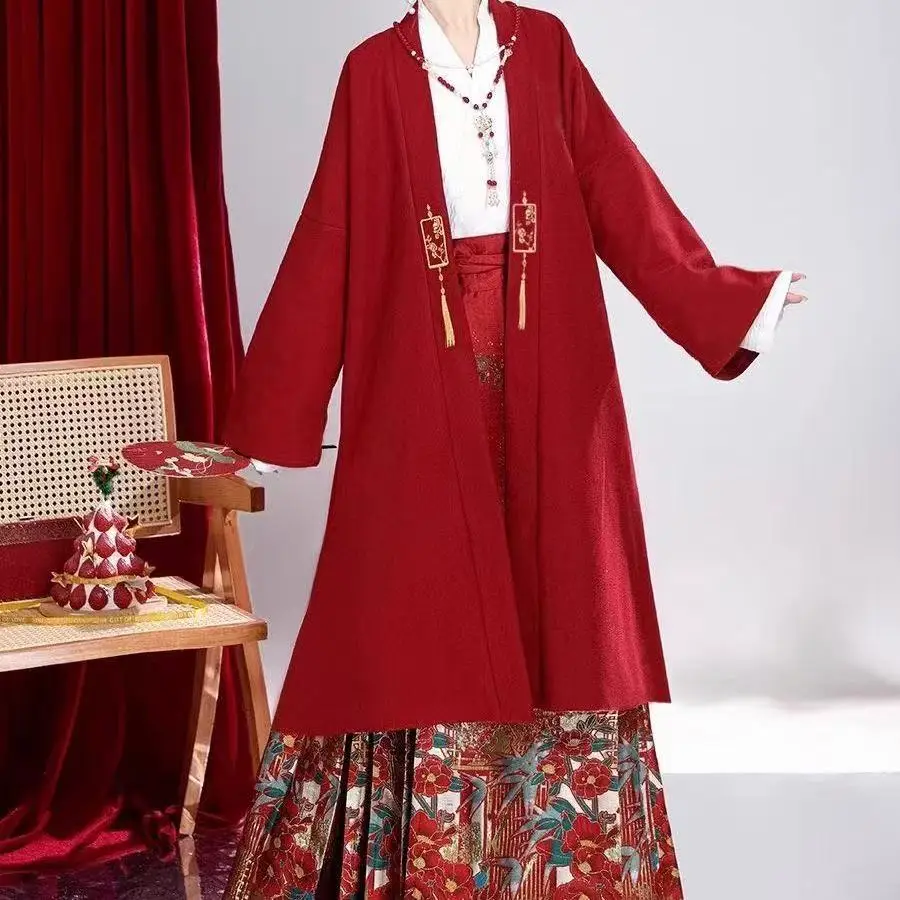 Nouveau Style chinois broderie hauts hommes femmes traditionnel col soigné longue Robe coupe ample mi-longue cape Feative rouge pardessus