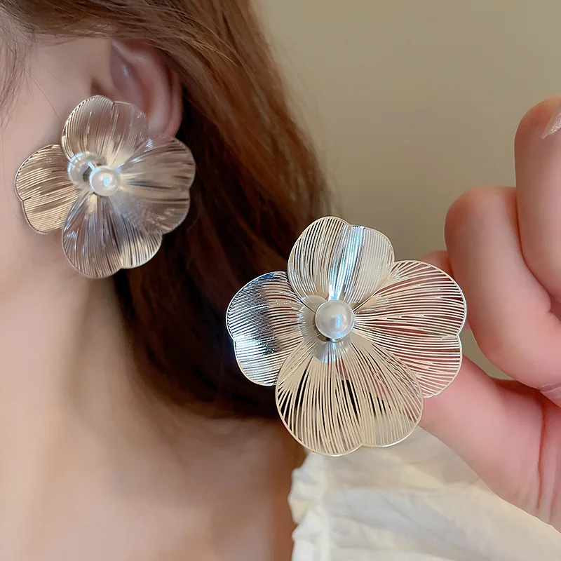 New Fashion Translucent Flower Stud Earrings for Women Acrylic Imitation Pearl Big Floral Korean Fairy Girls Lovely Ear Jewelry