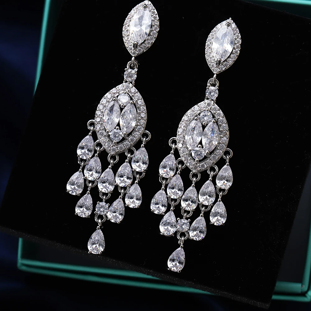 Luxury Vintage Sparkling Water Drops Ladies Jewelry Bridal Wedding White Classic Design Earrings High Fashion 2022 Gifts