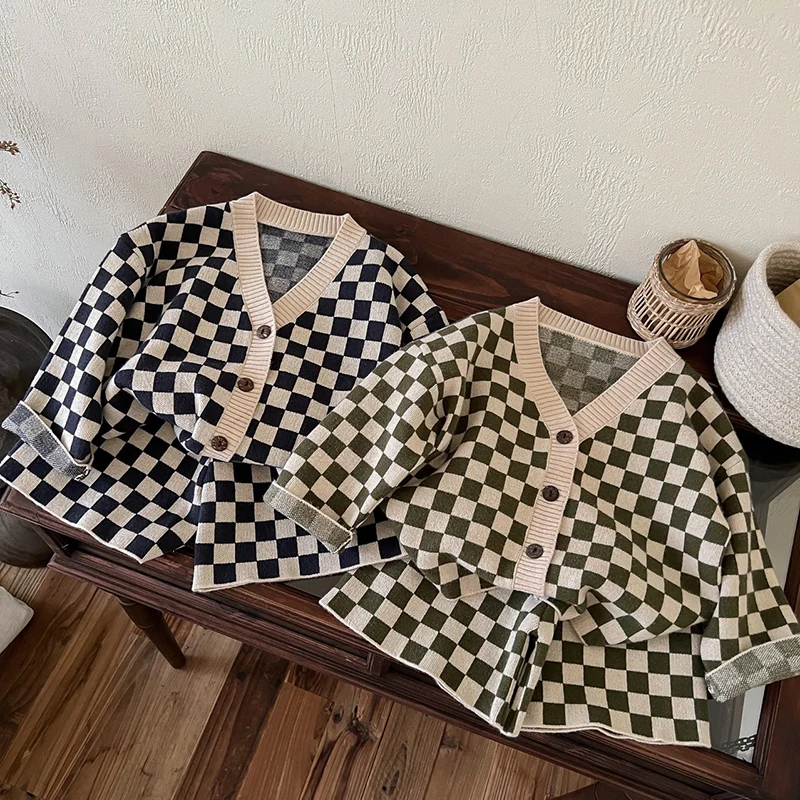 New Spring Autumn Korean Style Baby Girl Clothes Suit Long Sleeved Plaid Knit Cardigan Coat+Shorts Kids Knitted Clothing Set