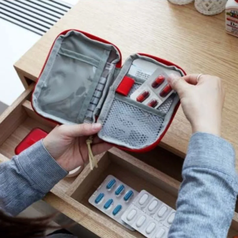 

1Pc Empty Portable Medicine Organizer Bag Travel First Aid Bags Emergency Kits Pills Cotton Swab Band Aid Storage Bag Holders