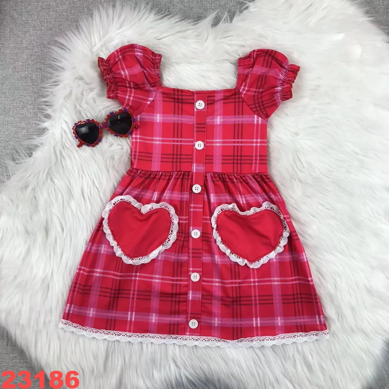 

Little girl boutique dress Valentines Day Baby Red Love Heart Romantic Pattern 0-14 Years Old Long Cotton Childrens Clothes