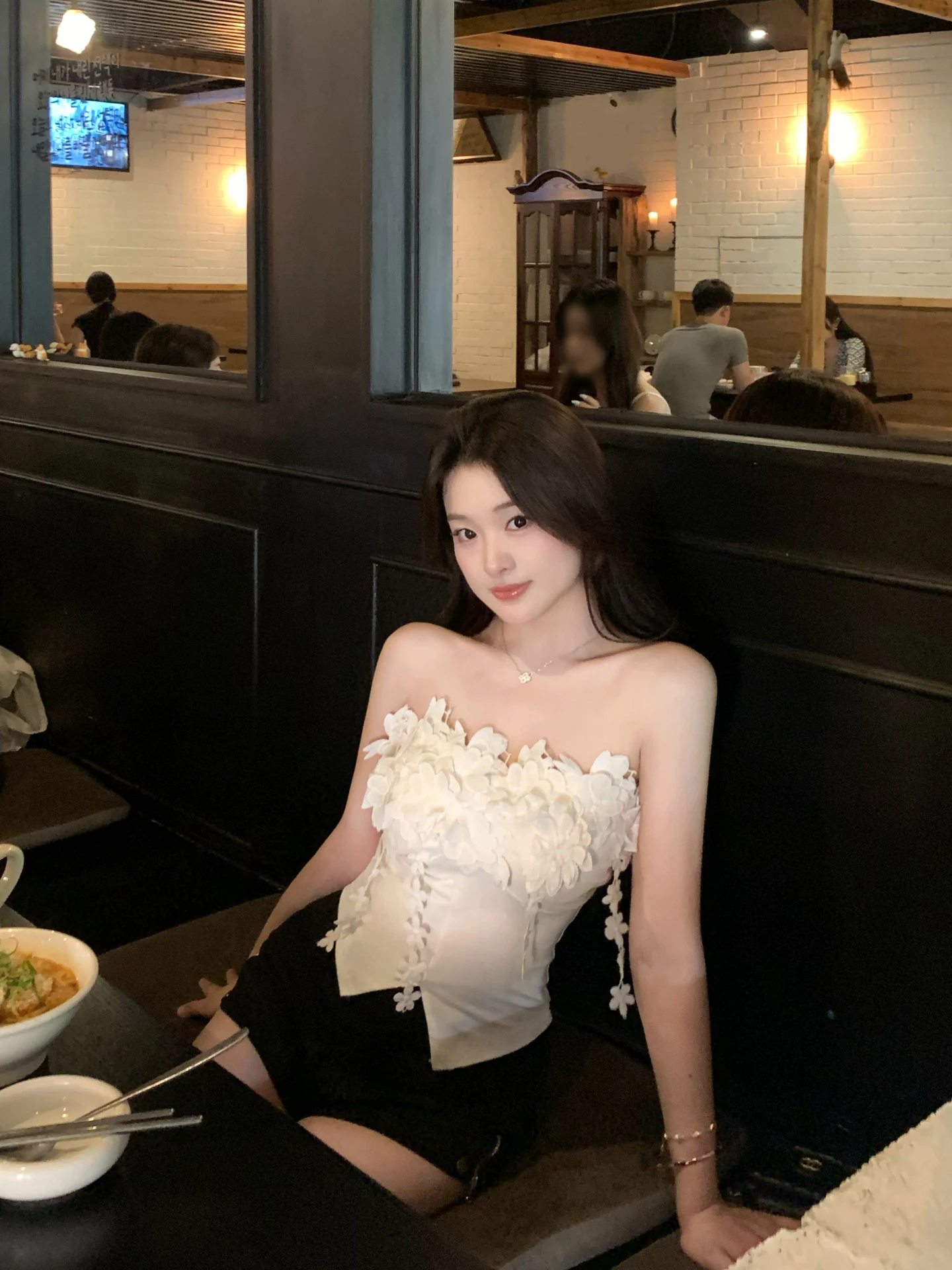 

Женский летний облегающий топ-бандо Bunana Pure Desire 3D Flower на одно плечо с цветочным узором, без рукавов, для повседневной носки