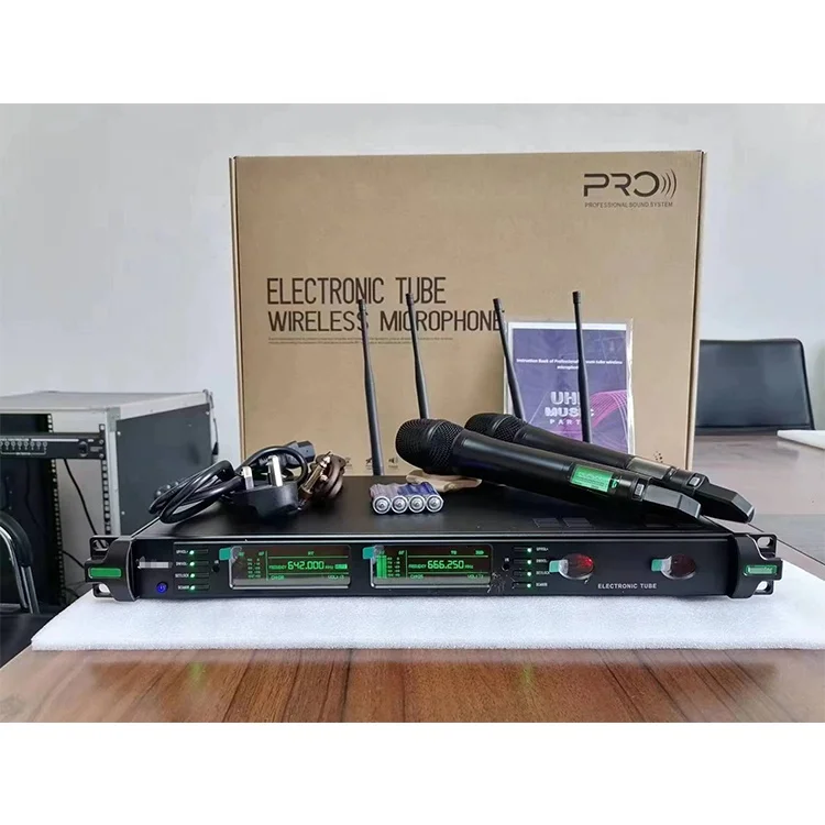 

RIY-20 Electronic Tube Technology Wireless Microphone True Diversity 4 Antennas Wireless Mic