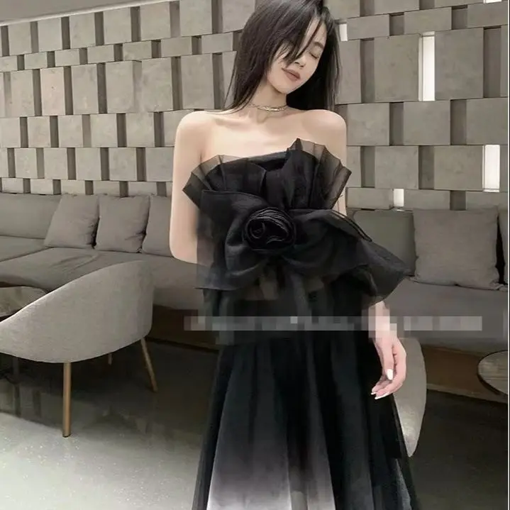 

Two-Piece Set Dark Series Three-Dimensional Rose Mesh Strapless Tops Gradient Color Irregular Skirt Suit