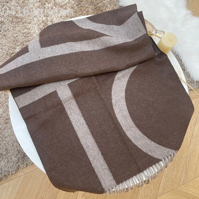 Women Winter Scarves Luxury Brand 100% Wool Pashmina Monogram Pattern Ladies Fashion Warm Cashmere Blanket Scarf Wraps 2024