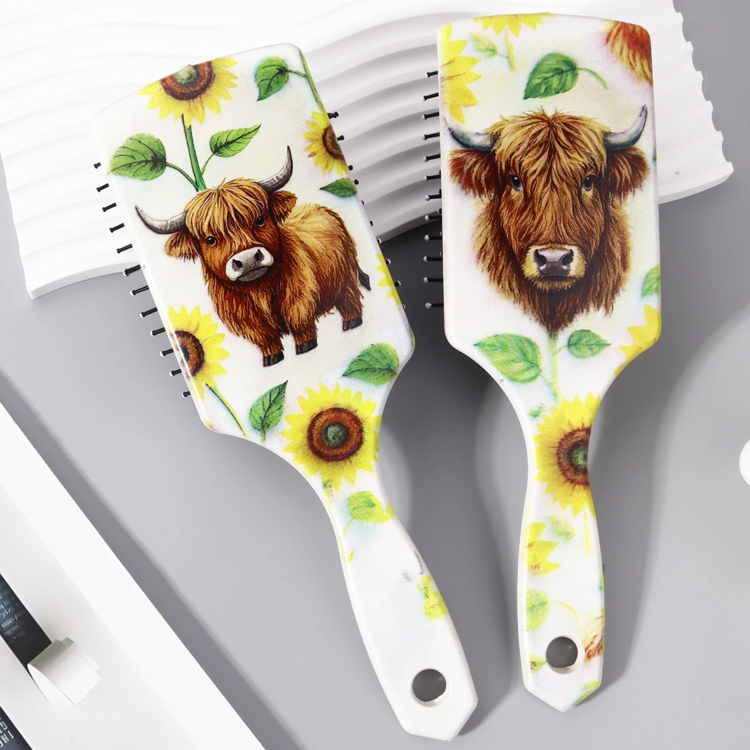

Cow pattern paddle comb - anti-static, scalp massage, soft nylon bristles, exfoliating brush,Special for real hair wigs