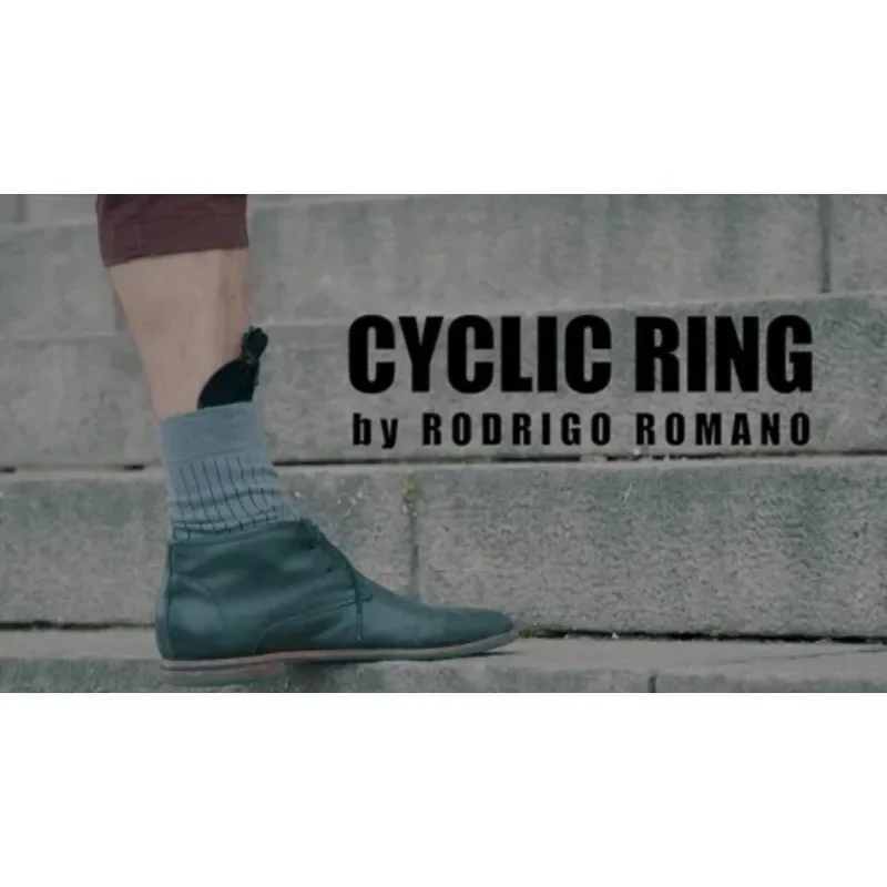 CYCLIC RING (Gimmick) by Rodrigo Romano Street Performer Magic Tricks Illusions Close up Magic Magician Toys Fun Hot