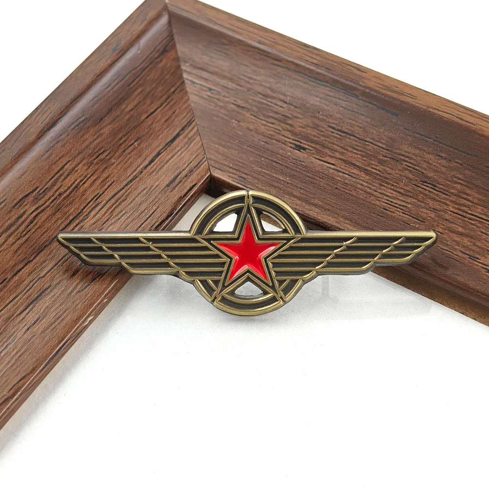 Soviet Red Star Pilot Wings Enamel Pins Military Air Force Brooches Hollow Gold Pentagram Metal Badge Backpack Lapel Pin Gift