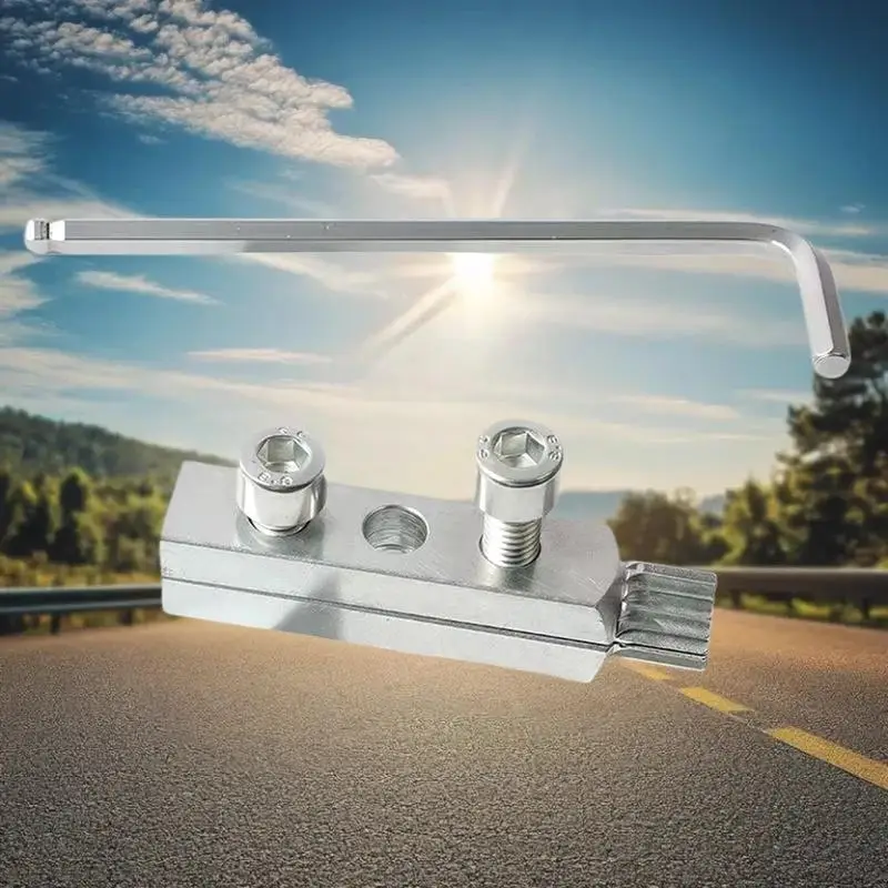 

В наличии набор из 5 инструментов для извлечения и съемника углового клапана крана.