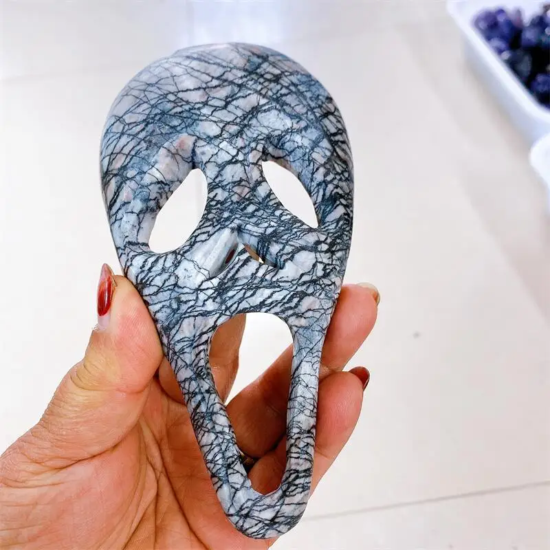 14CM Natural Black Network Stone Skull Mask Hand Carved  Figurine Energy Crafts Home Decoration As Gift 1pcs