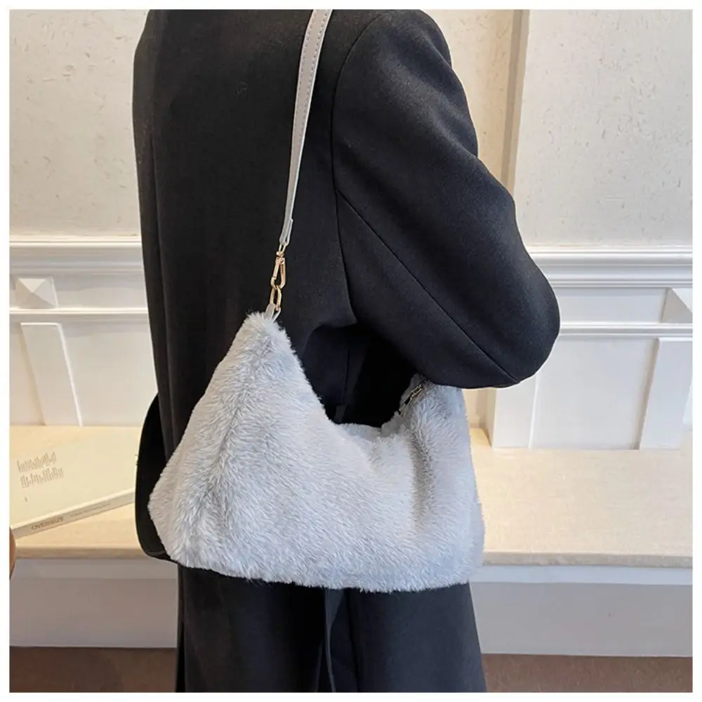 Luxury Faux Fur Fashion Mini Tote Bag Women Handbags Designer Lady Purses Fluffy Soft Plush Shopper Bag Warm Winter