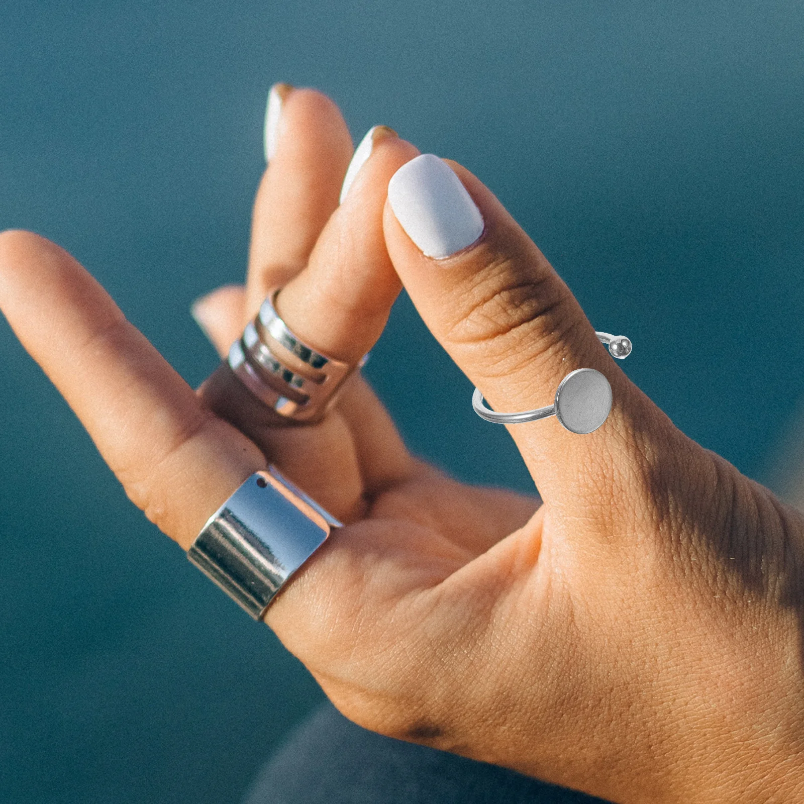 

10Pcs Stainless Steel Ring Blanks Adjustable Flat Round Tray Base for DIY Jewelry Making Crafts Supplies Resin Beads Accessories