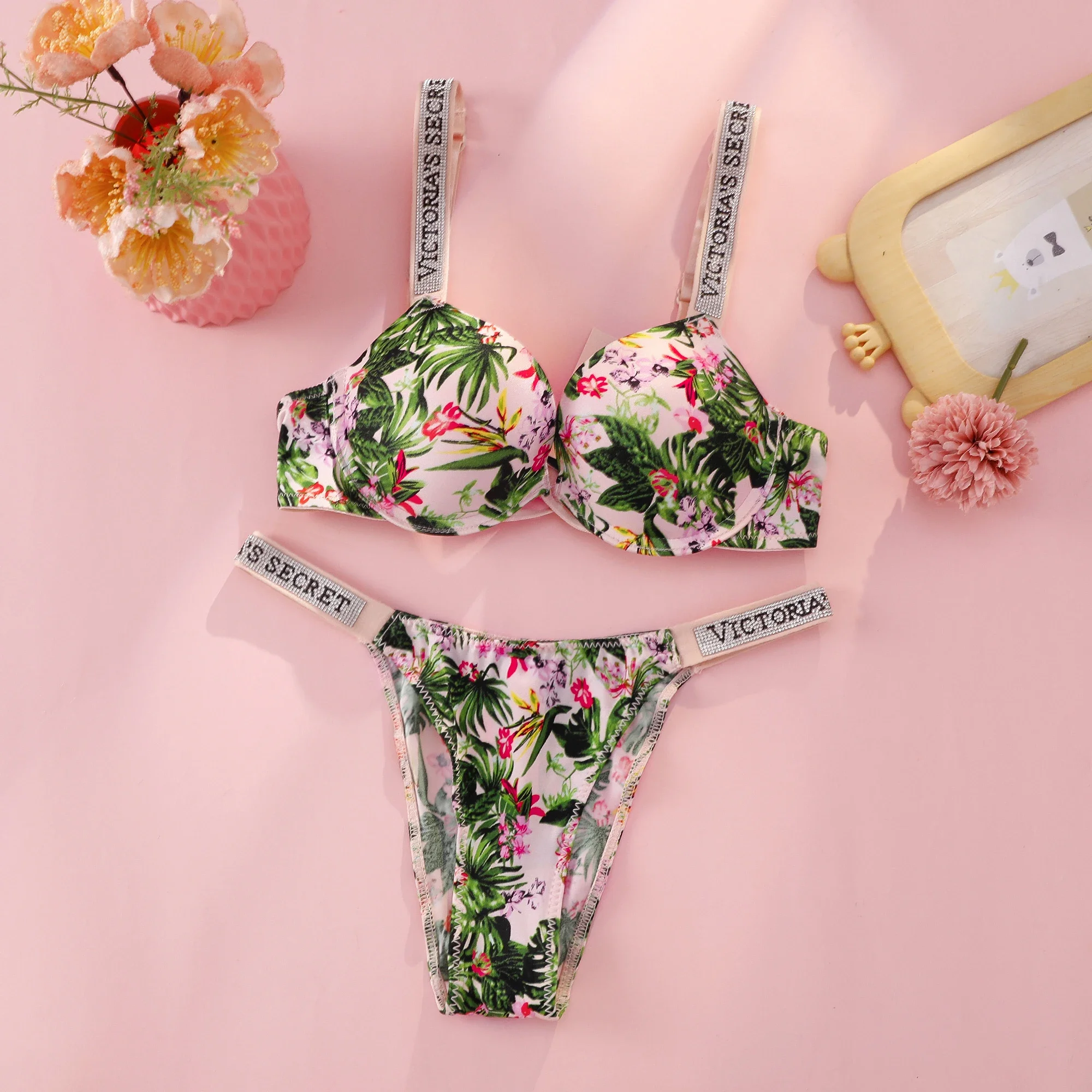 Victoria s Secret Push Up Bra And Panties Set For Women Rhinestone Logo Shoulder Straps Lace Underwear Sexy Lingerie Set view 4