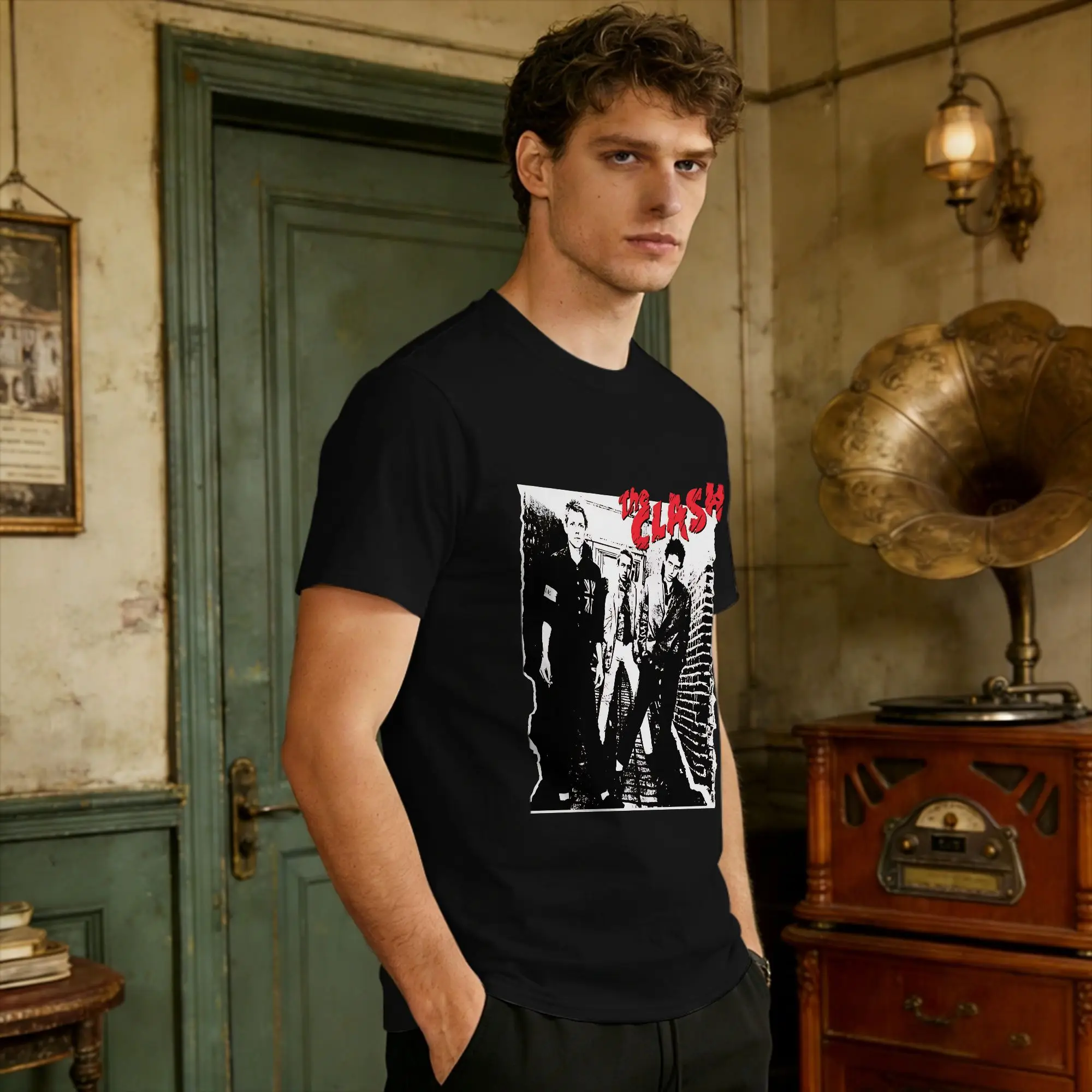 The Clash Self Titled  T-Shirt Enhanced Album Art Edition T Shirts Short-Sleeved Tshirt Summer Pure Cotton Plus Size 5XL Top Tee