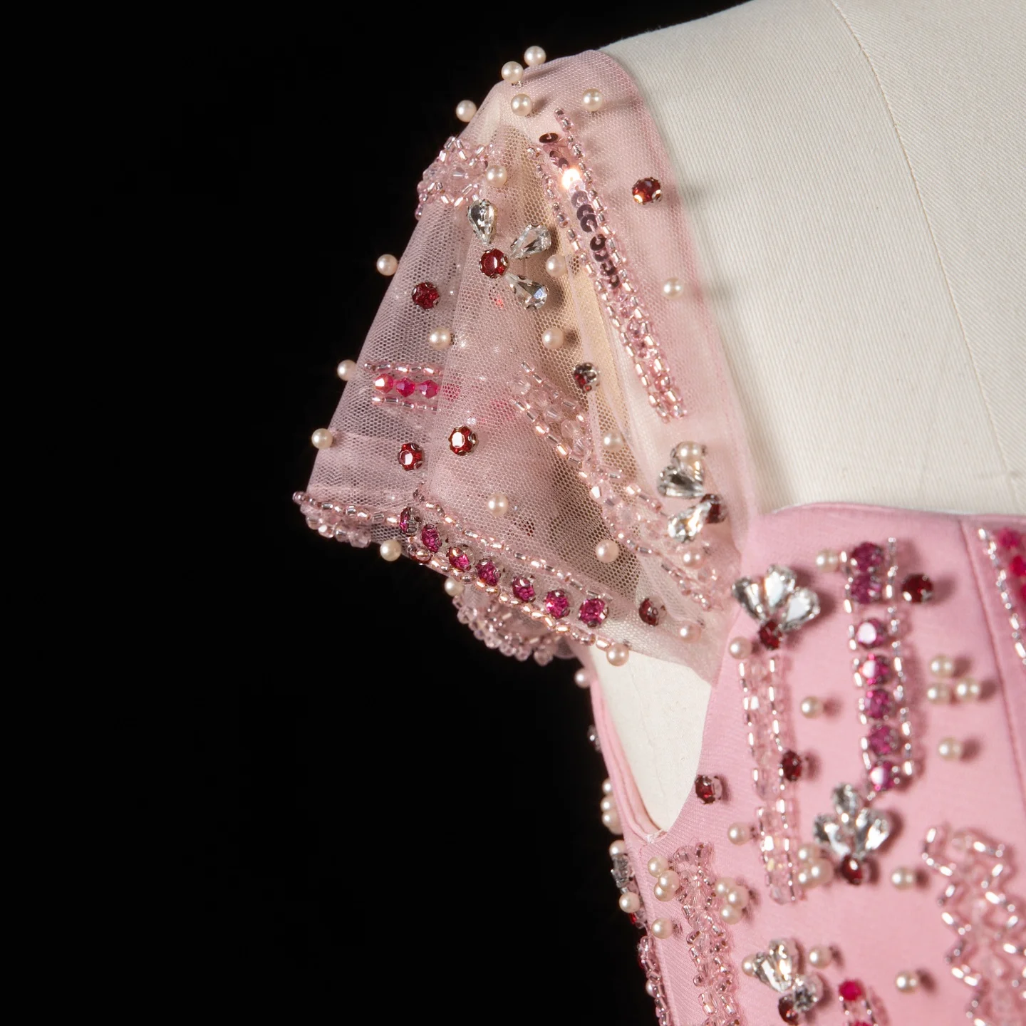 Sharon Said Dubai Elegantes Luxuriöses Rosa Schulterfreies Abendkleid mit Perlenstickerei A-Linie Damen Hochzeitsfeierkleider 2026 SS226 Maßanfertigung – Detail 8