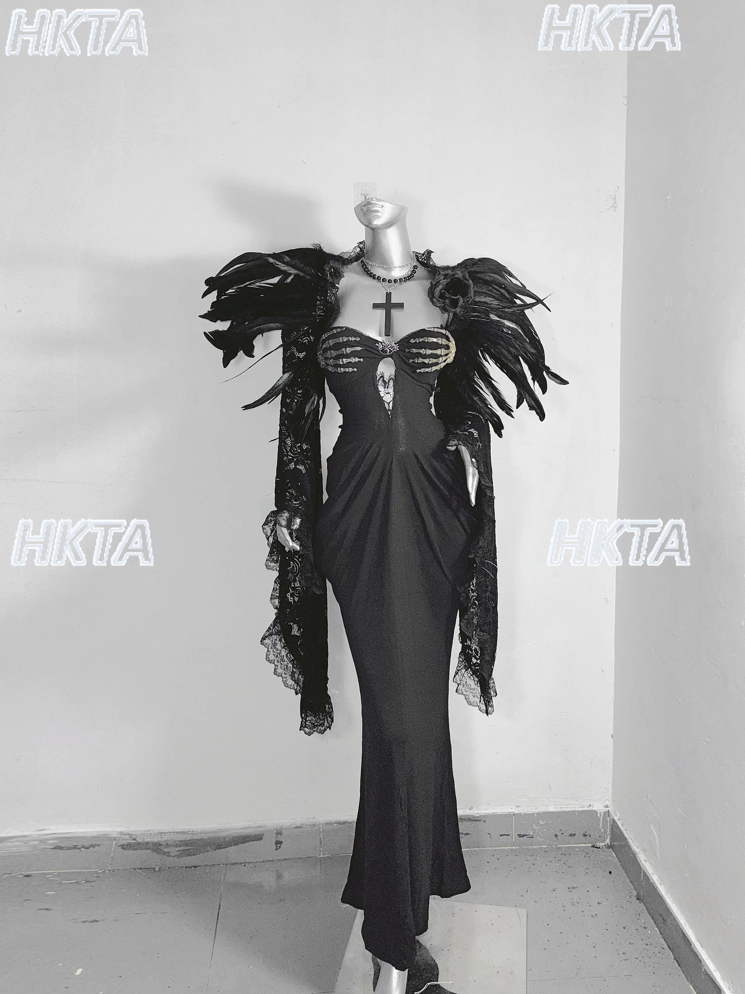 

Dark Goth Subculture Y2k Elegant Flower Slim Tube Top Waist Long Fishtail Dress Feather Fur Shawl Shirt Top Two Pieces Set Women