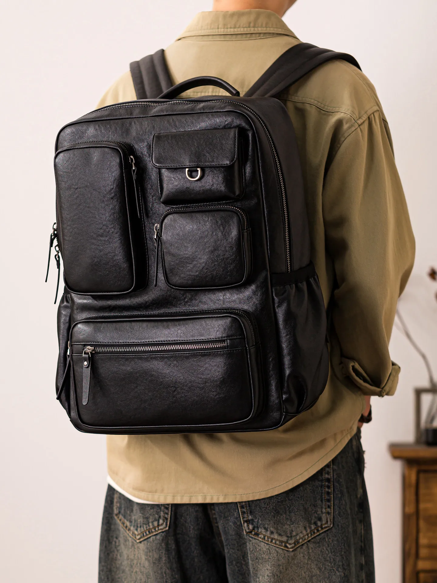 

PNDME designer handmade genuine leather men's multi-pocket backpacks outdoor travel luxury cow leather large-capacity schoolbags